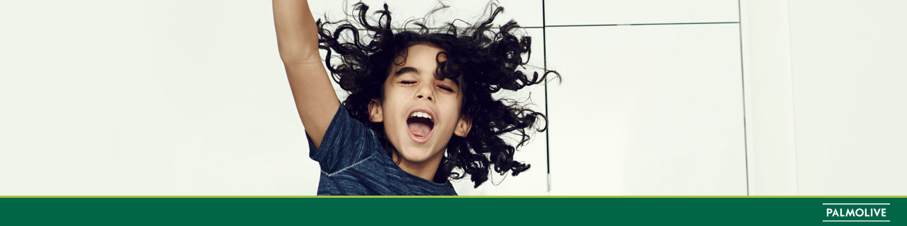 Cabelo cacheado infantil 